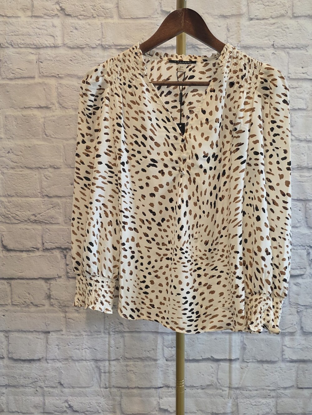 T Tahari Abstract Animal Print V-Neck Blouse Size M